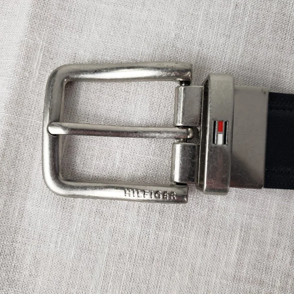 Tommy Hilfiger Reversible Belt Black Brown Brushed Nickel Synthetic Mens 30-32